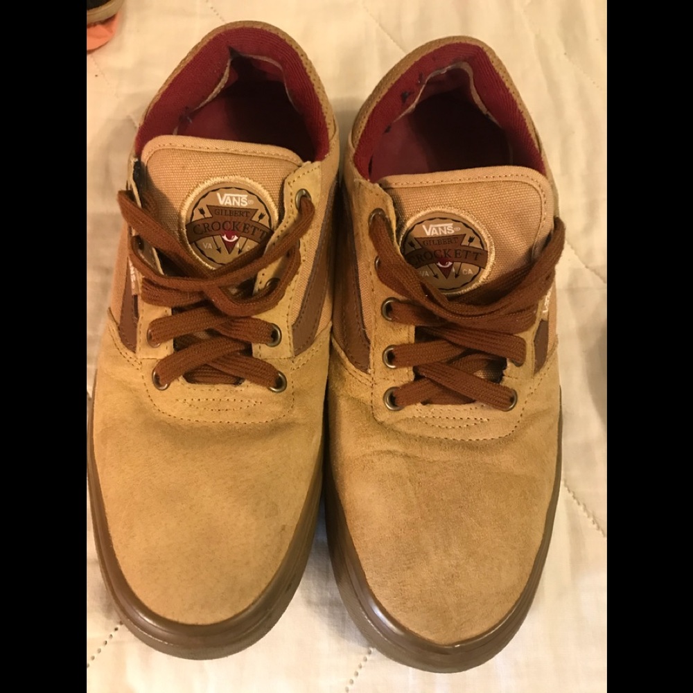 Men’s suede vans